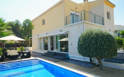 Photos